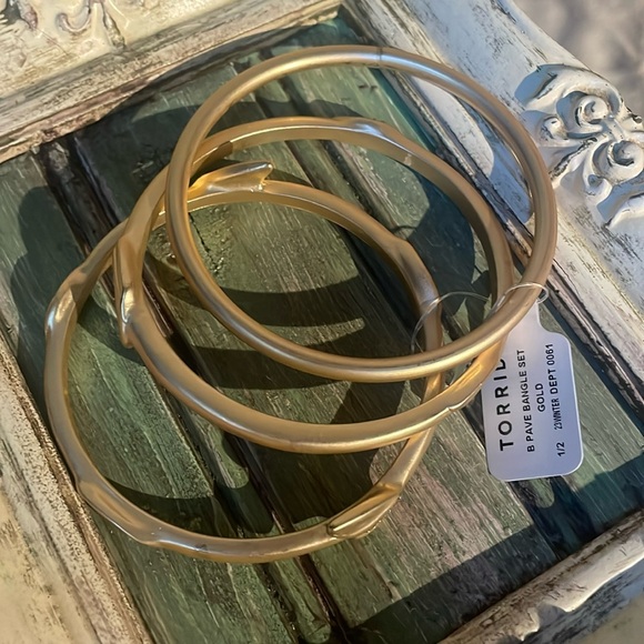 NWT Torrid bracelet set - Picture 1 of 2